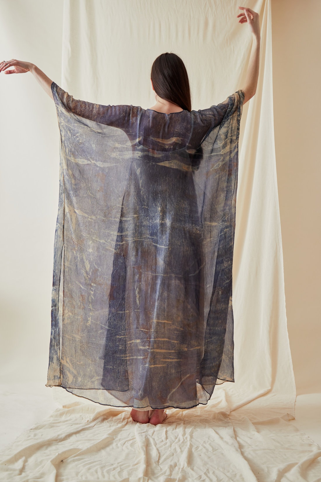 Blue printed silk chiffon kaftan-coat OLYMPE – Image 4