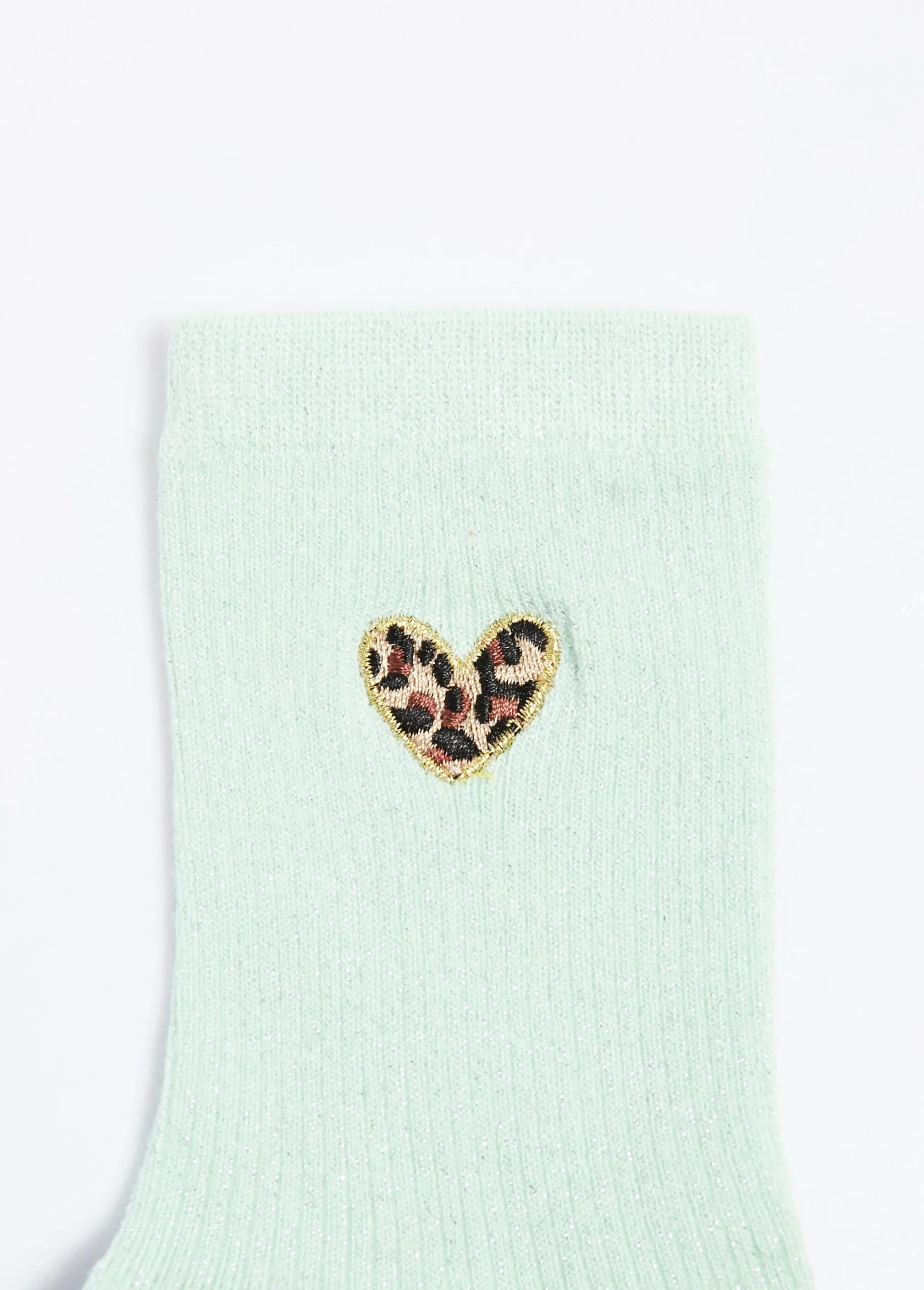 Chaussettes fines côtes motif coeur léopard – Image 3